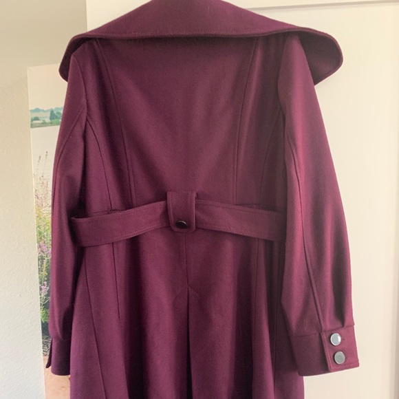 Guess coat - Picture 3 of 4